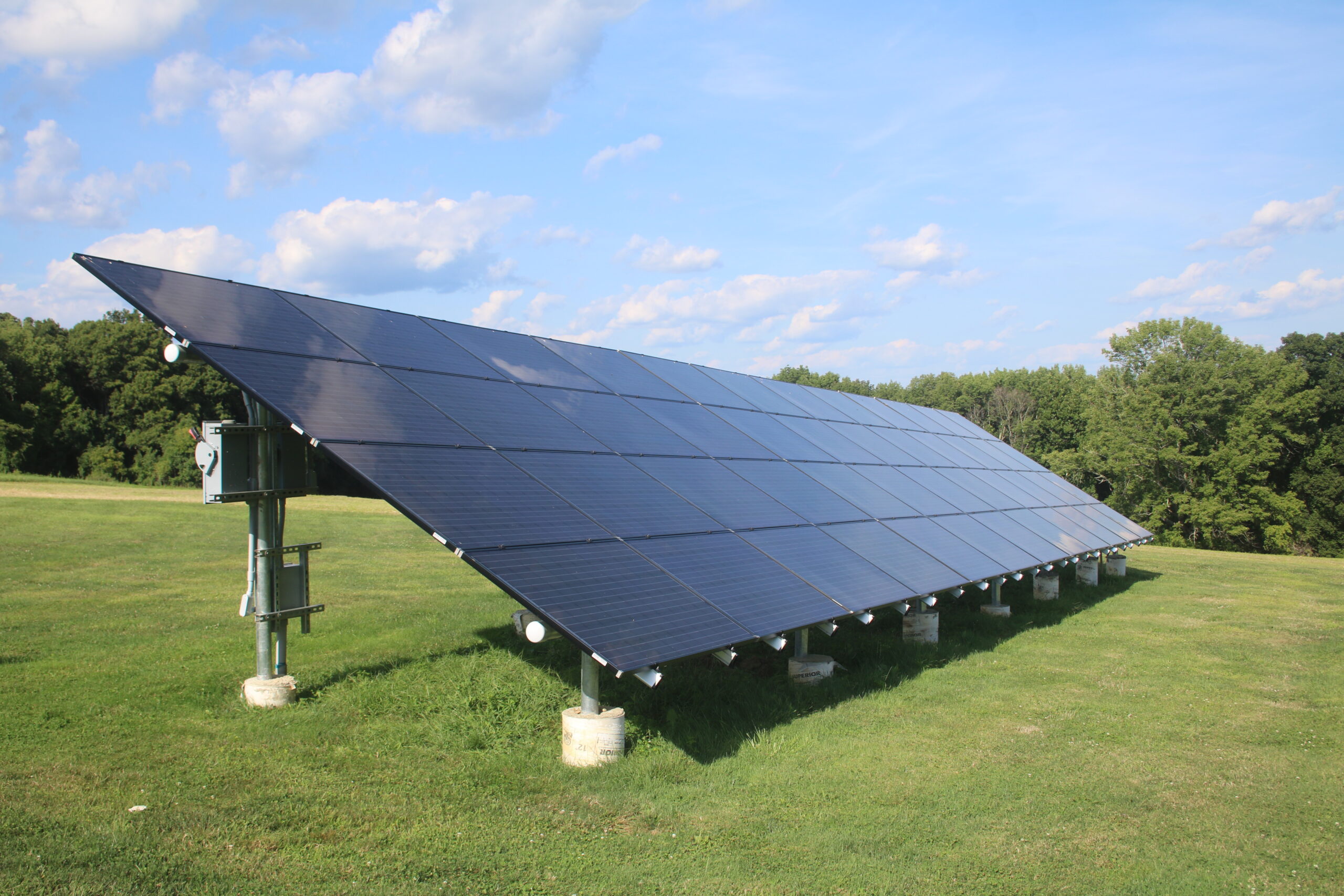 Pannelli fotovoltaici, impianto a terra