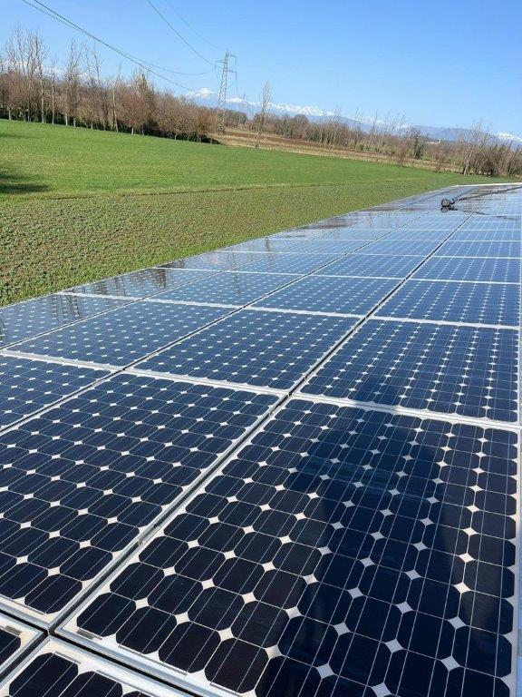 pulizia fotovoltaico e piogge acide